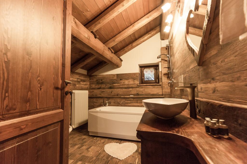 Le Petit Coeur Otel Fontainemore Dış mekan fotoğraf