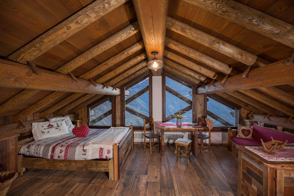 Le Petit Coeur Otel Fontainemore Dış mekan fotoğraf