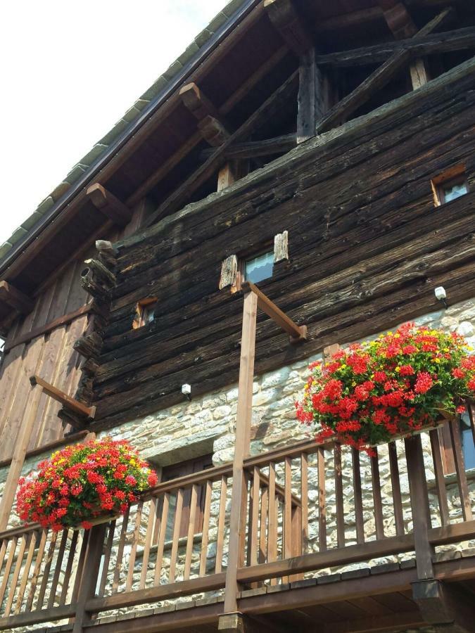 Le Petit Coeur Otel Fontainemore Dış mekan fotoğraf