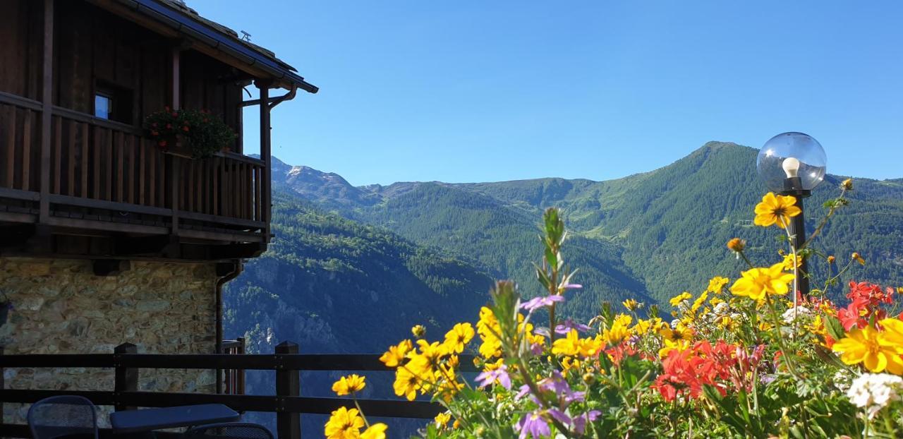 Le Petit Coeur Otel Fontainemore Dış mekan fotoğraf