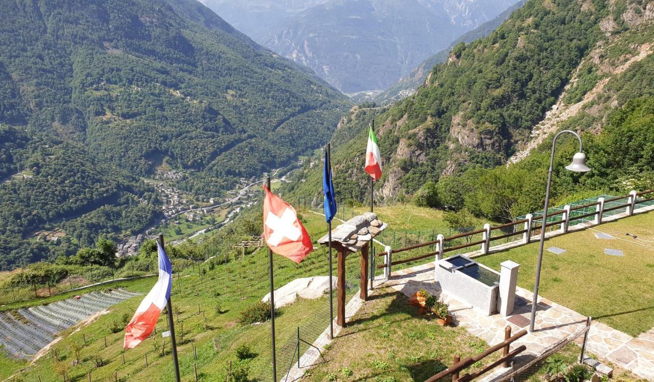 Le Petit Coeur Otel Fontainemore Dış mekan fotoğraf